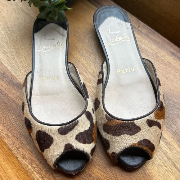 Christian Louboutin Animal Print Calf Hair Slides Sandals | Size 36 US 6 w/ Box - Picture 3 of 15